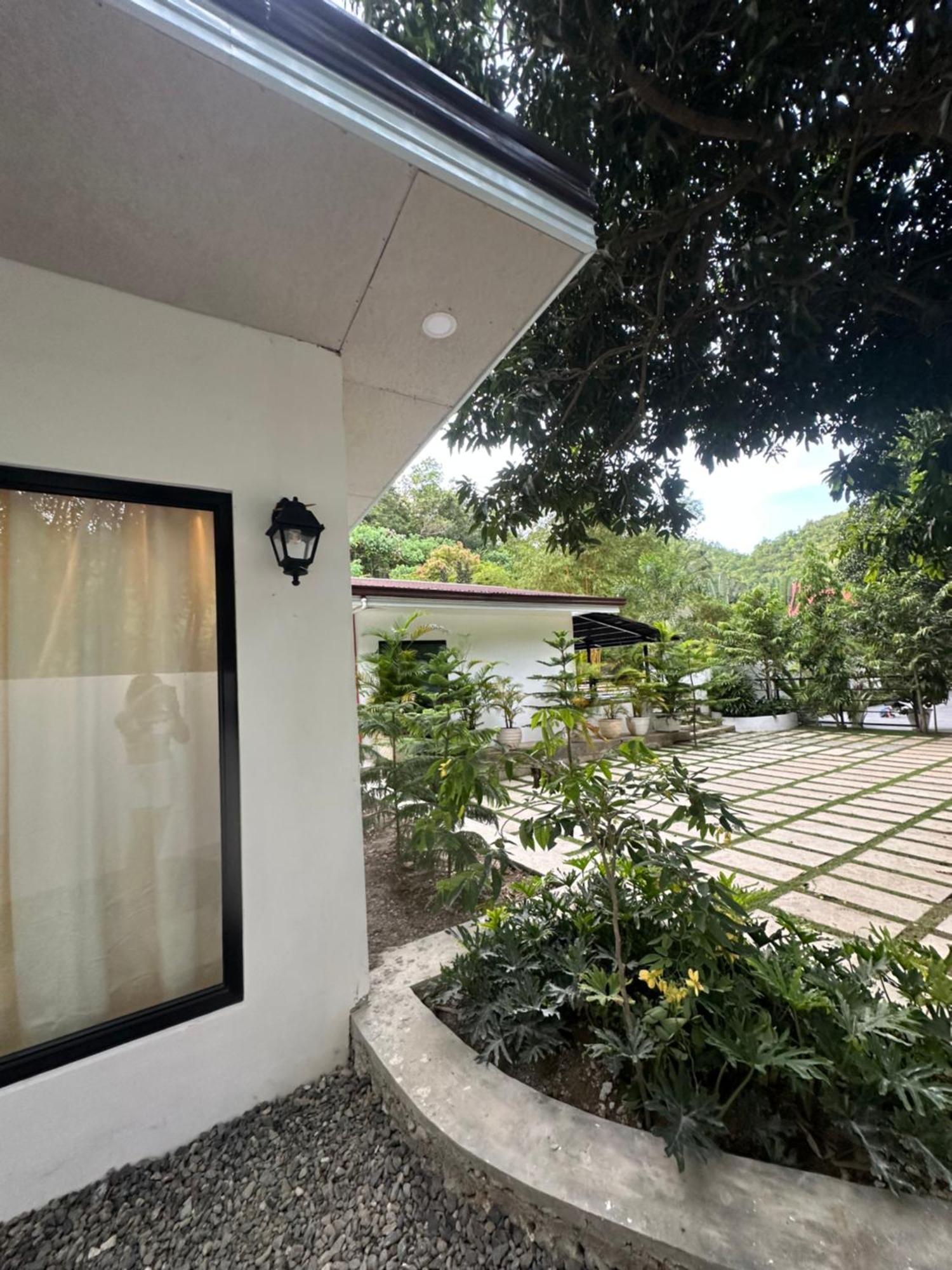 Villa Del Sol 1 Barkada Rooms Carcar Экстерьер фото