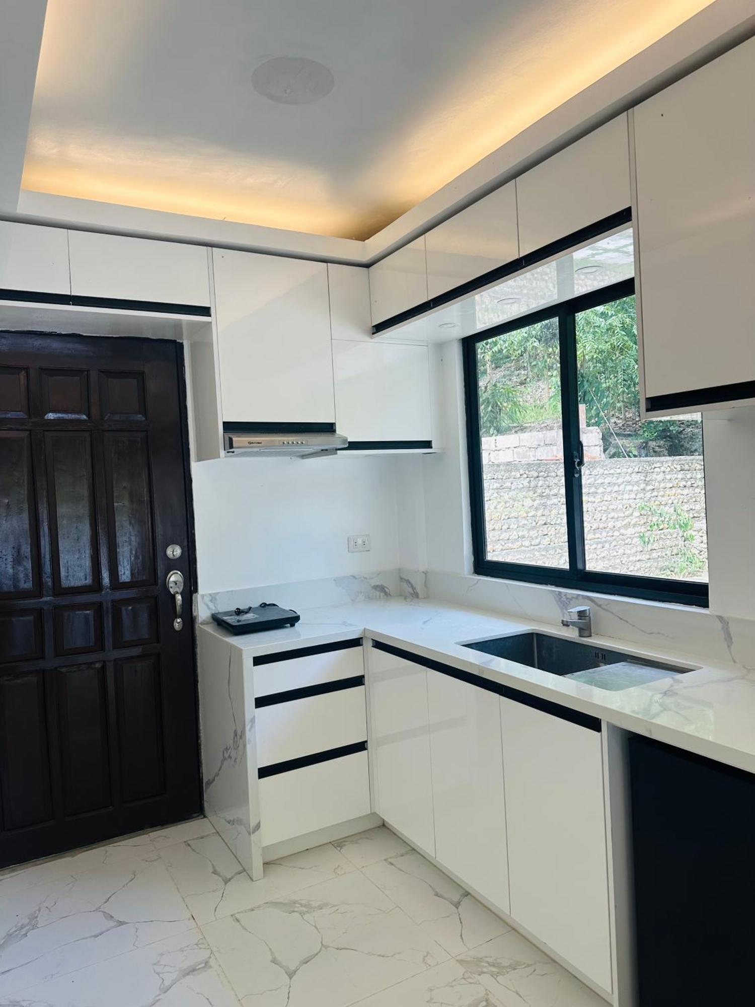 Villa Del Sol 1 Barkada Rooms Carcar Экстерьер фото